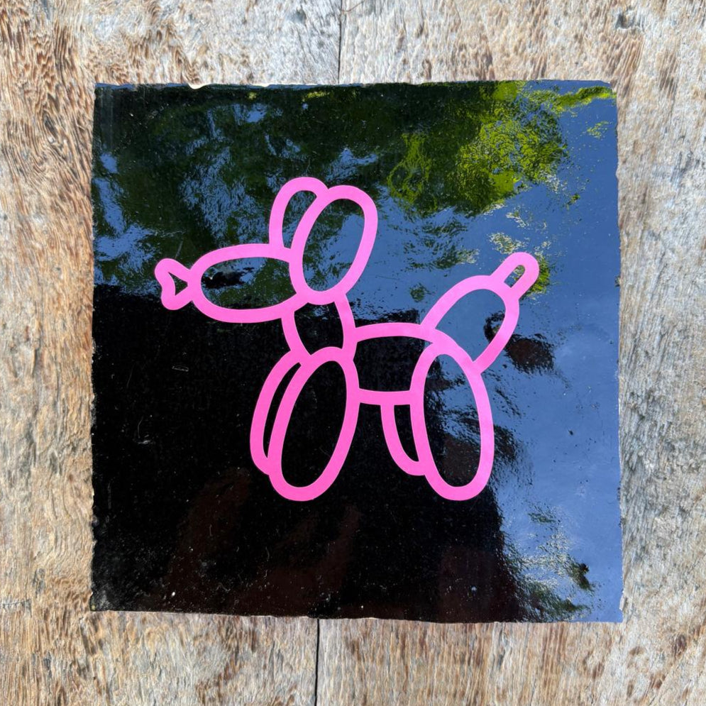 Tegeltje: Ballon hond – 10x10cm Zelliges