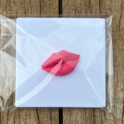 Tegeltje 10x10 cm met Klei – Lips (kissing) 💋